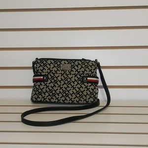 Tommy Hilfiger Small Shoulder Purse